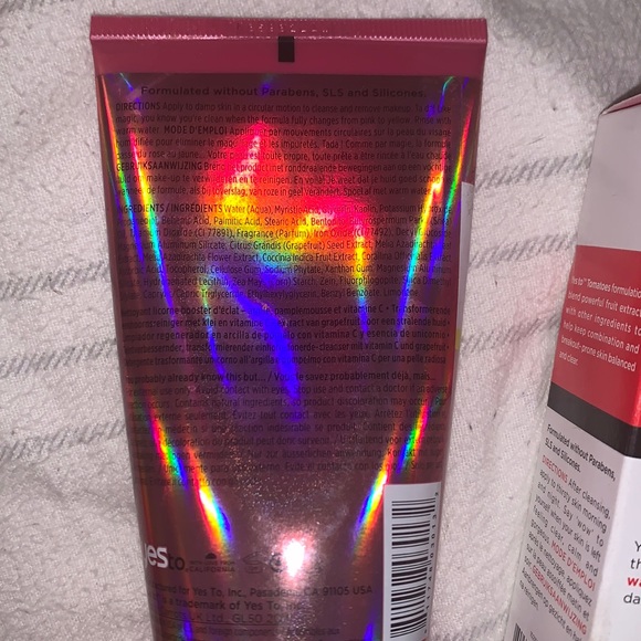 Say Yes to Tomatoes skin care 4-piece bundle - Picture 2 of 13